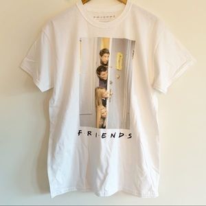 Urban Outfitters Friends s/s Tee Shirt (Med) White